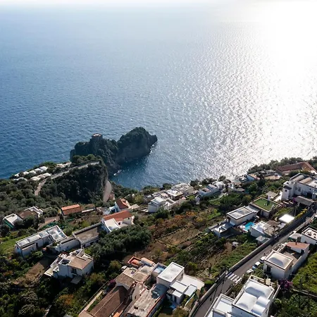 ヴィラ Miramare, Piscina E Parcheggio A
